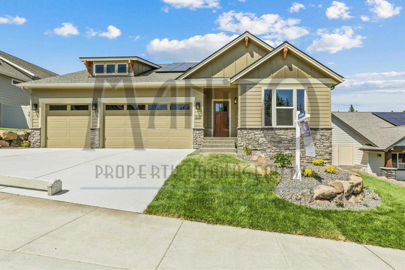 Spokane House: 5116 N Scenic Lane