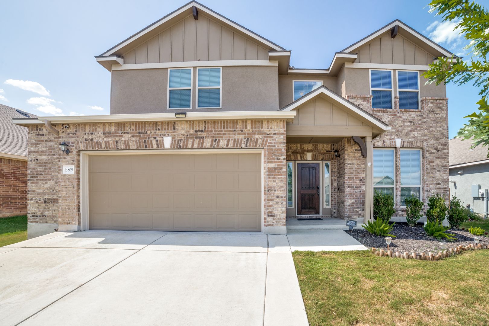 San Antonio House: 13809 Taverns Turn