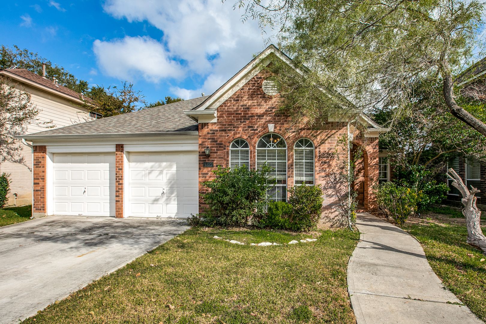 San Antonio House: 9227 Brae Moss