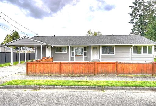 3 Rooms for rent in 4bedroom/2ba Downtown Puyallup Duplex (Room rents starting at $850 - $1,100)