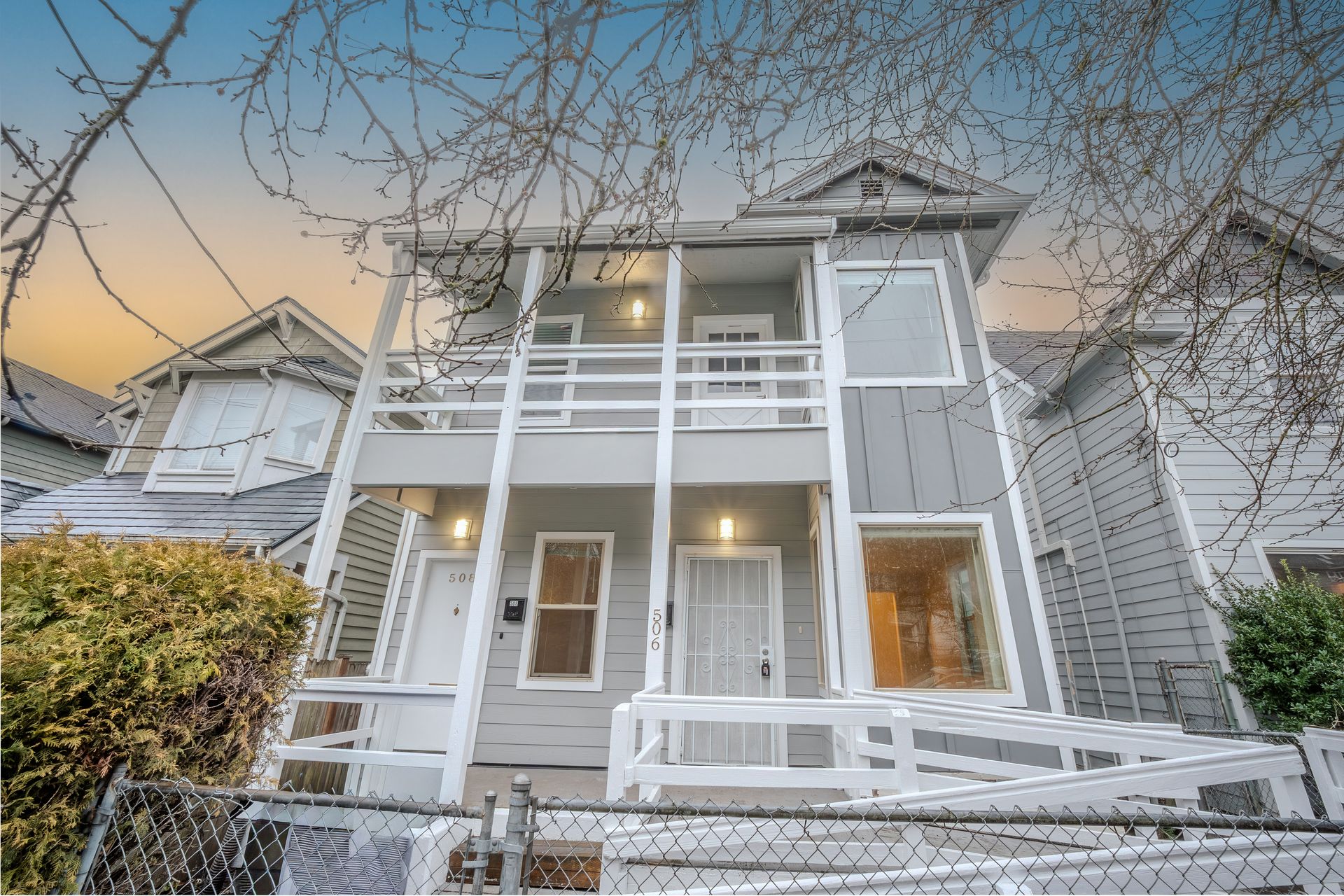 Seattle Multiplex: 508 20th Ave.