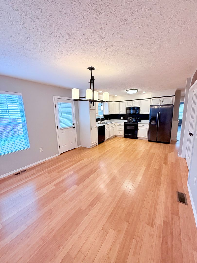 Springfield House: 5477 W. Basswood Ct.