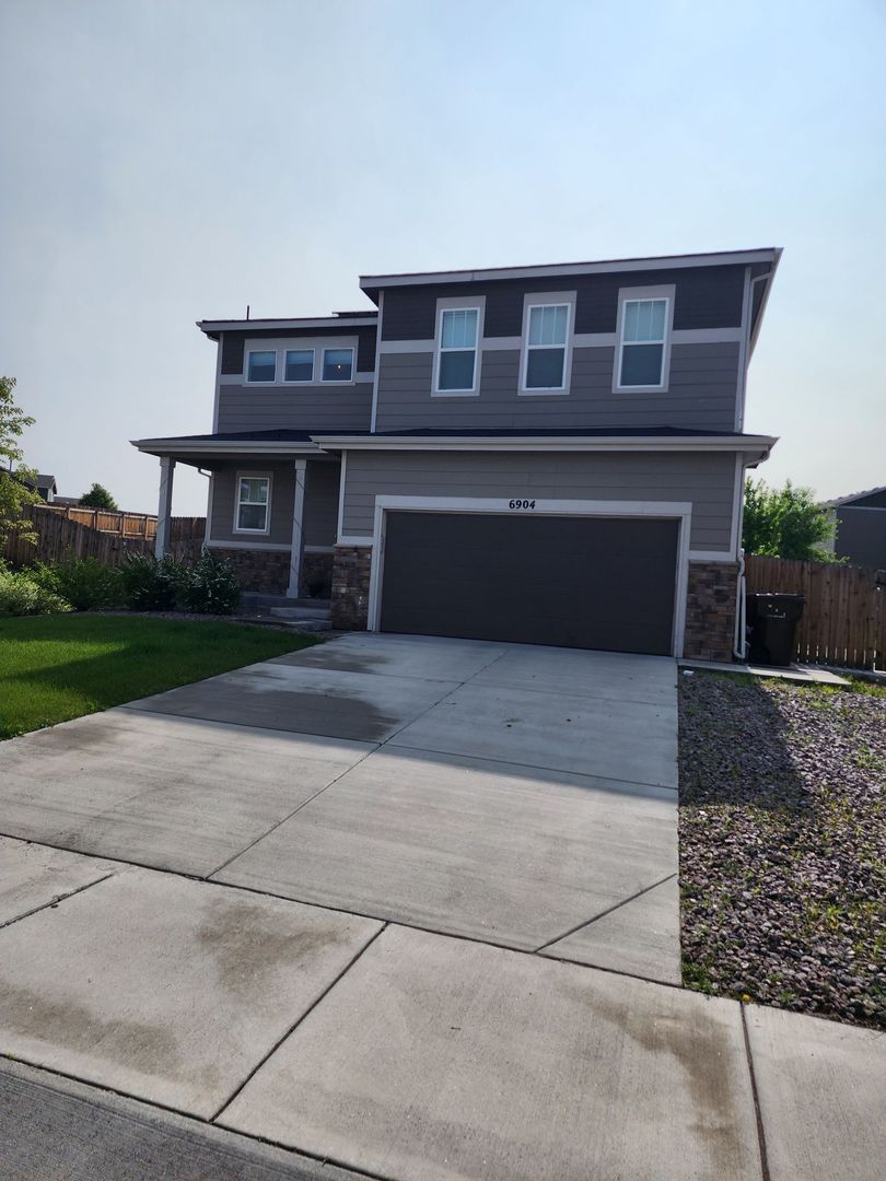 Colorado Springs House: 6904 Passing Sky Drive