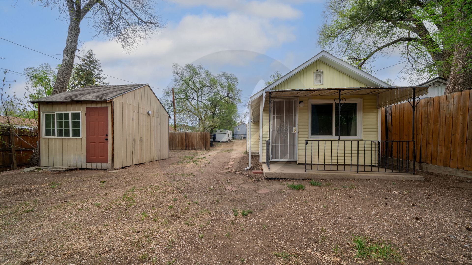 Colorado Springs House: 912 1/2 E Cimarron St