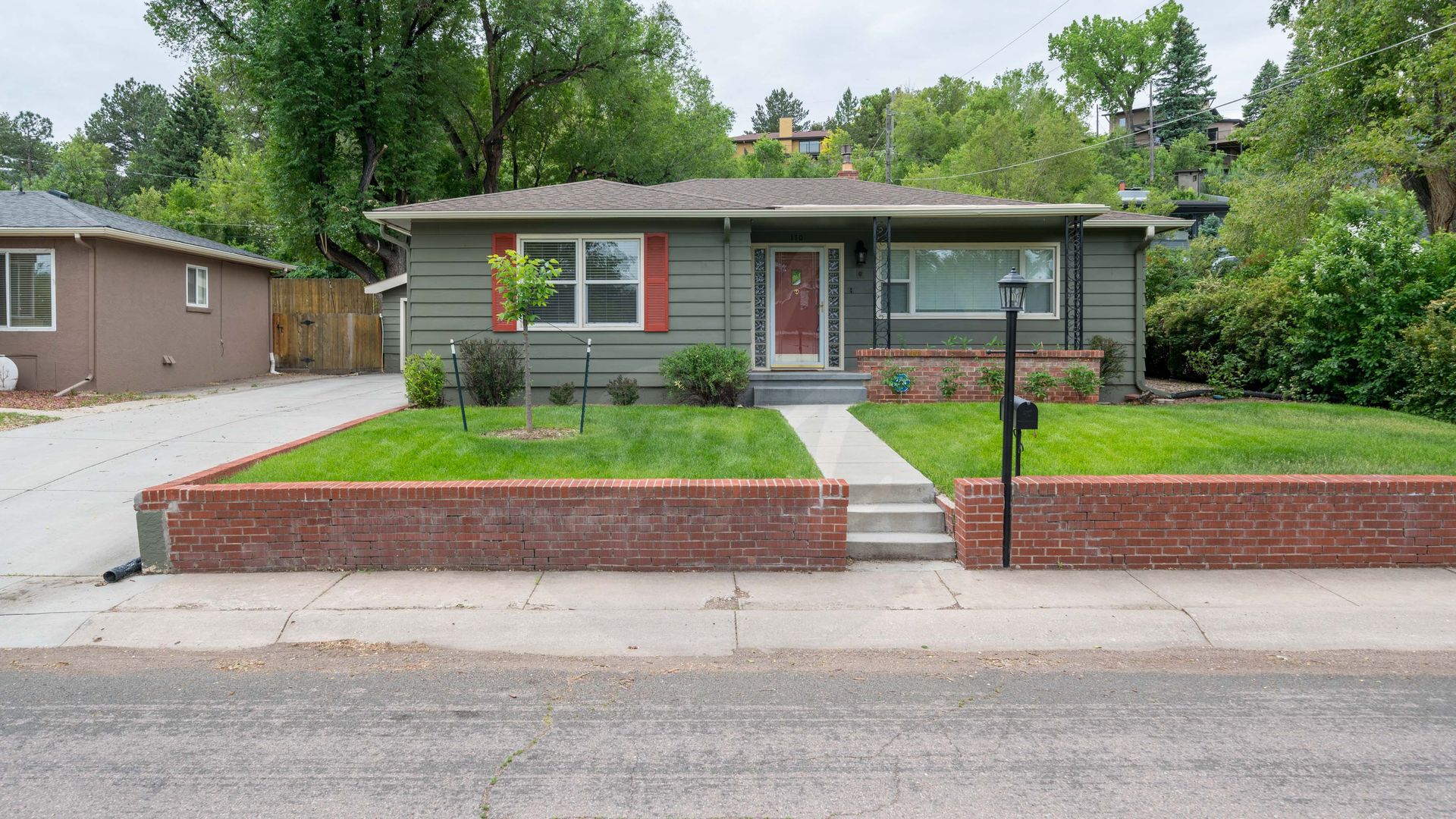 Colorado Springs House: 110 Trout Ave