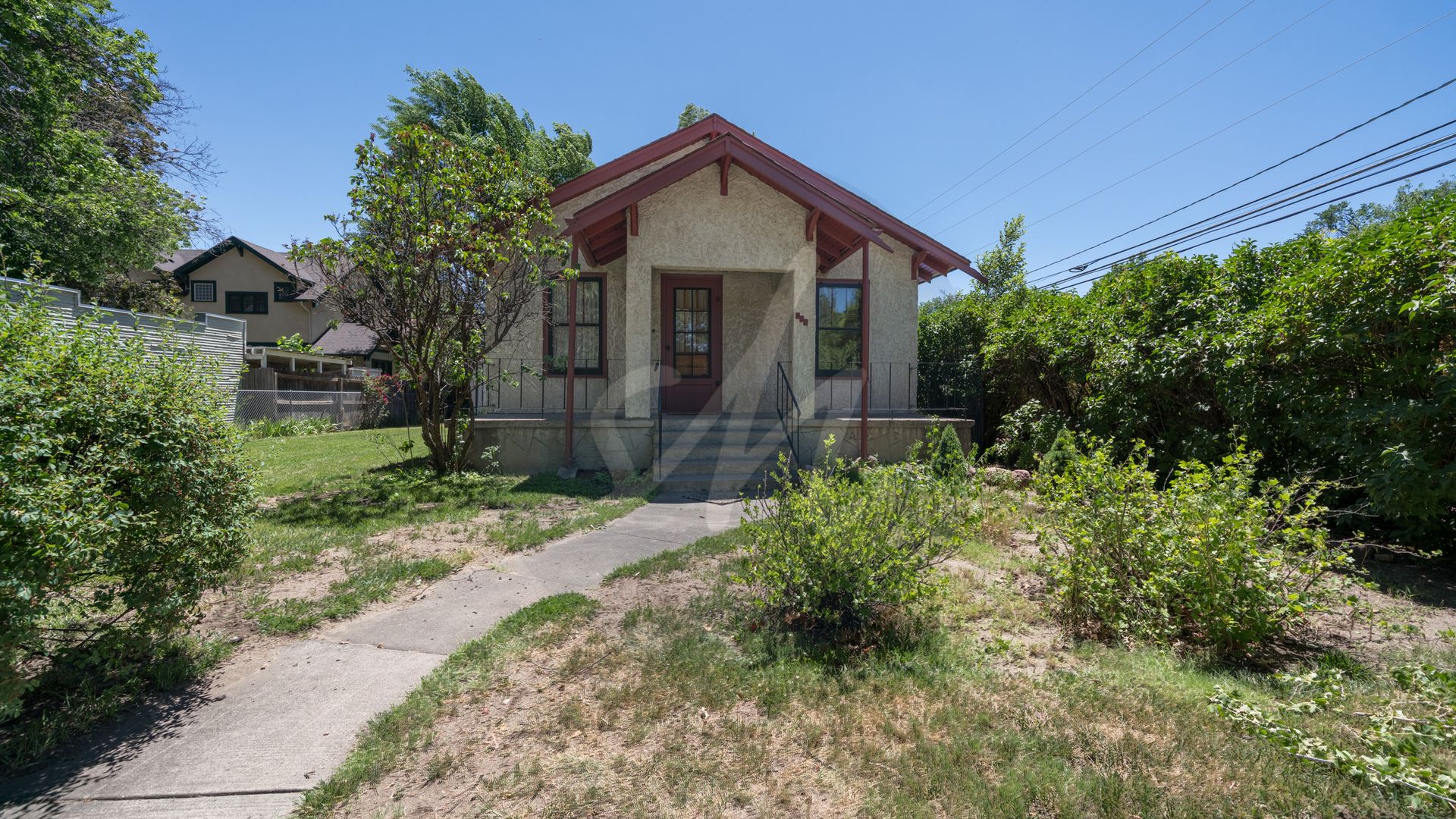 Colorado Springs House: 615 E Washington St