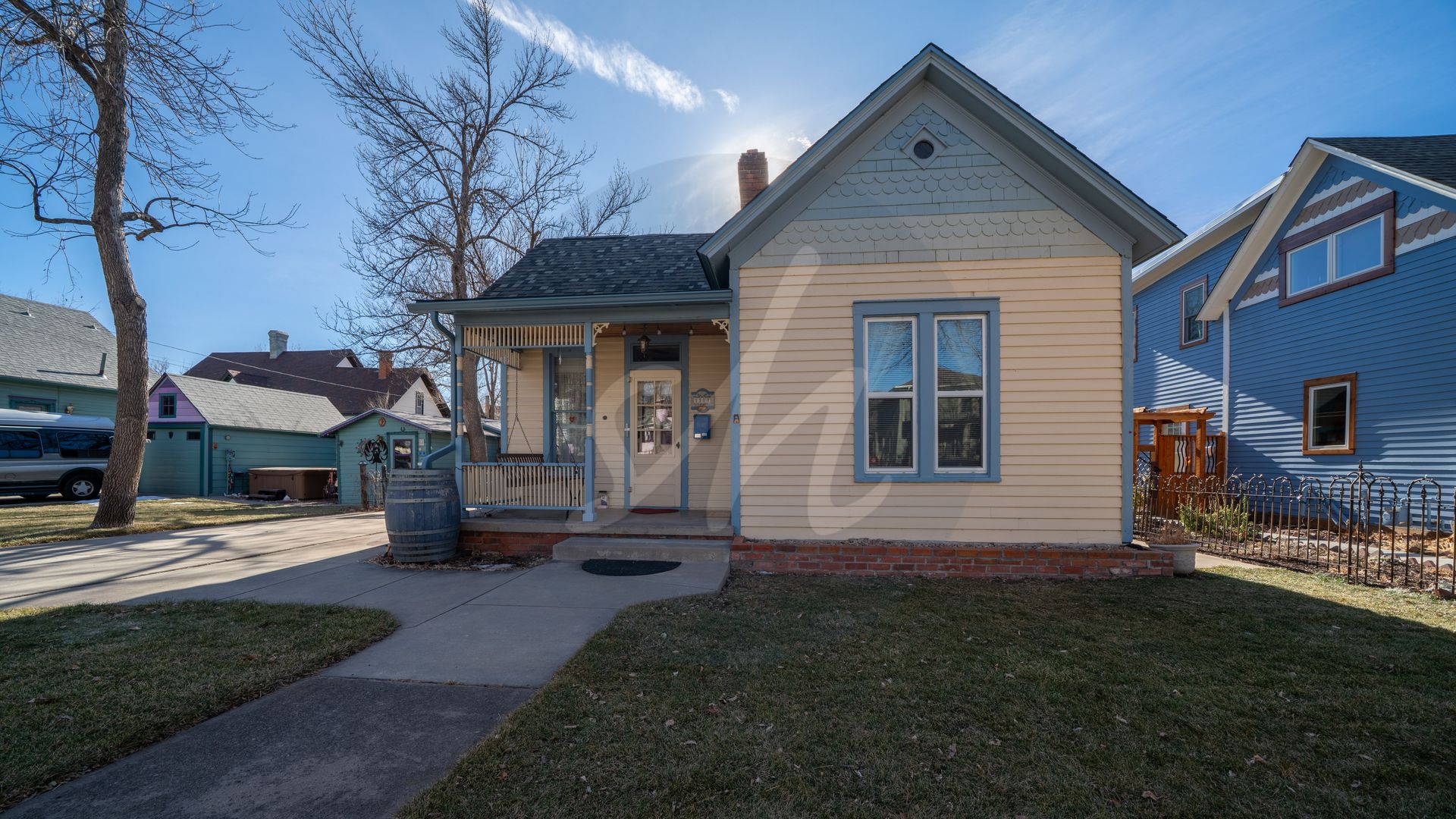 Colorado Springs Apartment: 1111 W Pikes Peak Avenue