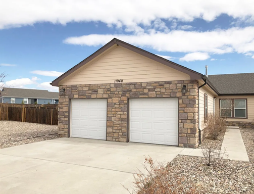 RANCH-STYLE 3BD featuring ONE-LEVEL LIVING in FALCON! - Security Deposit Waiver Available – photo 1