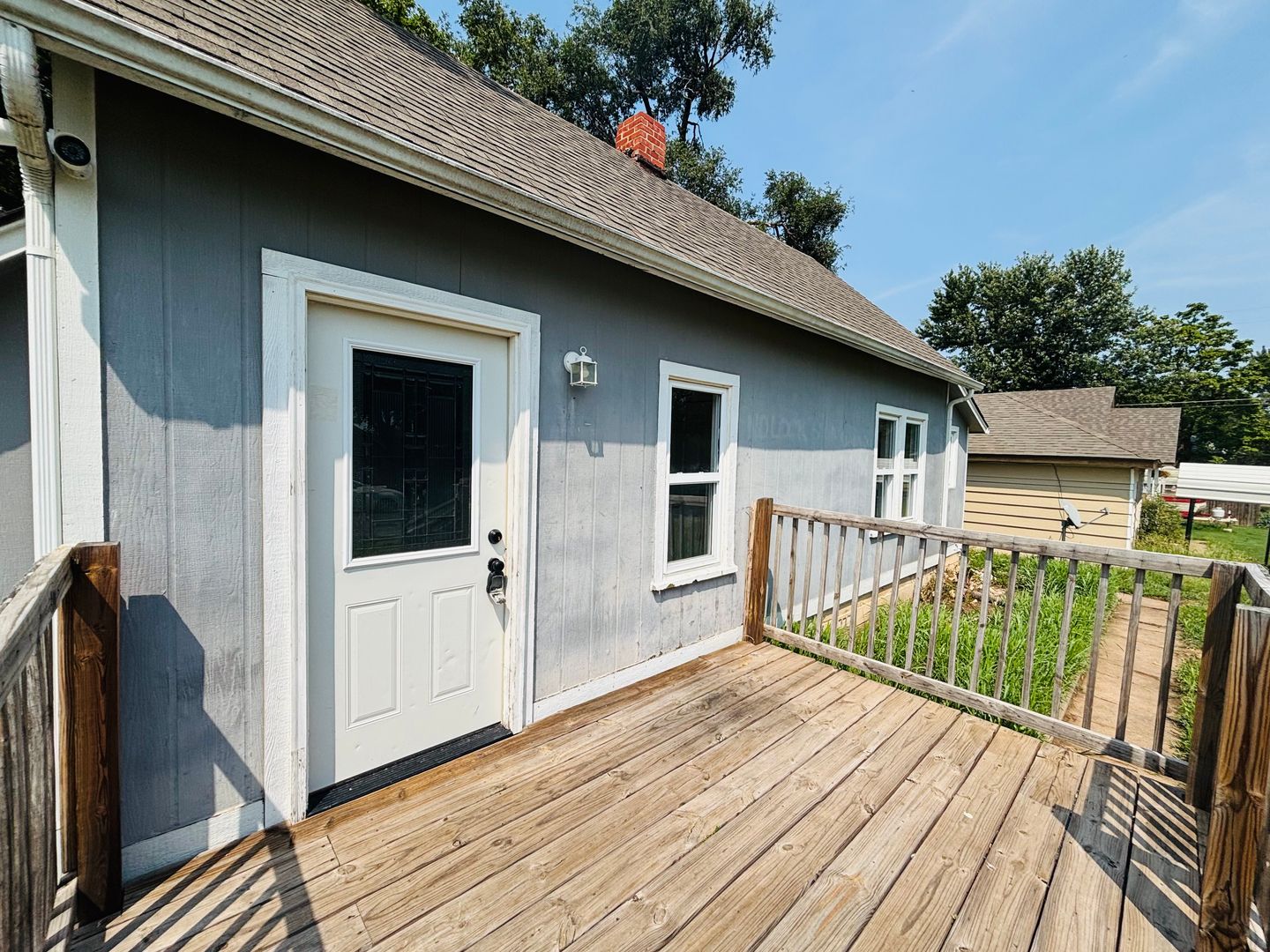Derby House: 404 N Georgie Ave
