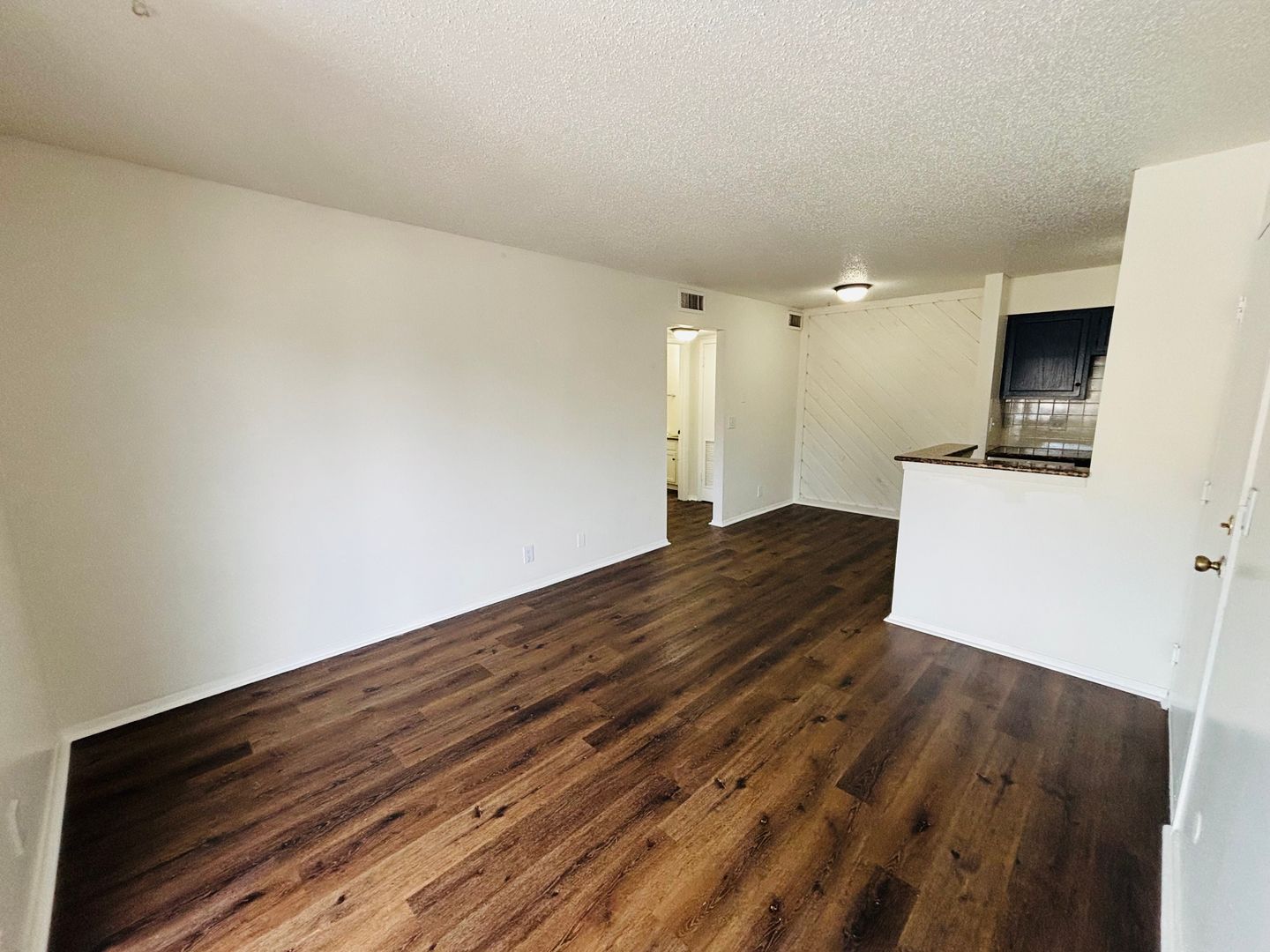 Wichita Apartment: 2759 N Amidon Ave