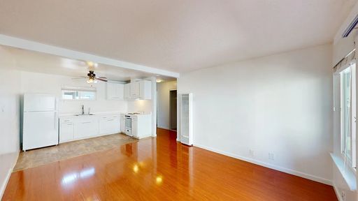 Spacious 1BR Apartment with Private Deck - One Month Free!