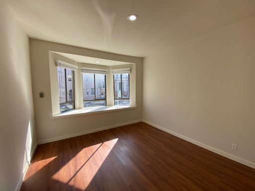 Renovated 1-Bedroom Apartment in Prime Nob Hill Location – photo 1