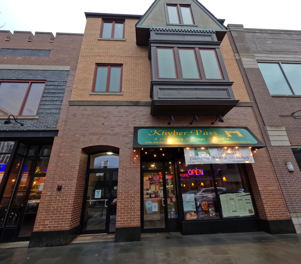 Oak Park Apartment: 1023-1031 Lake St.