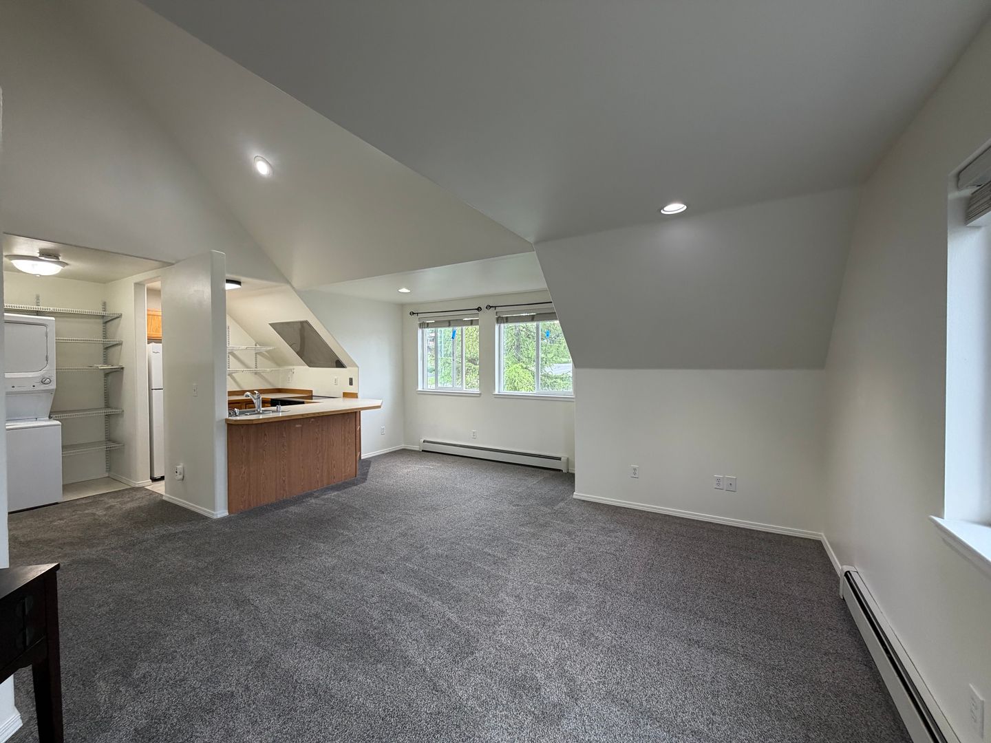 Anchorage Apartment: 2323 E 68th Ave