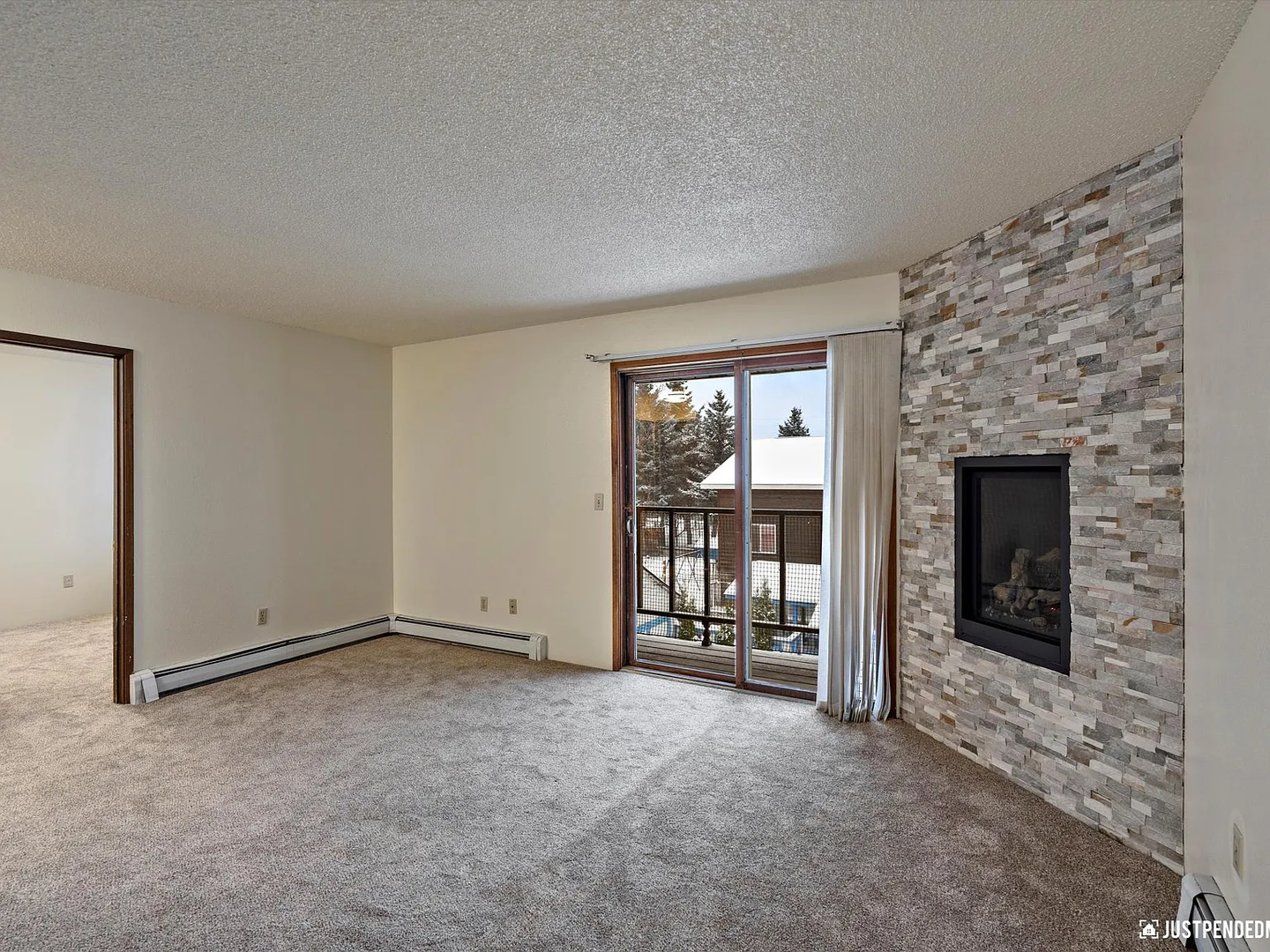 Anchorage Apartment: 907 W 27th Ave