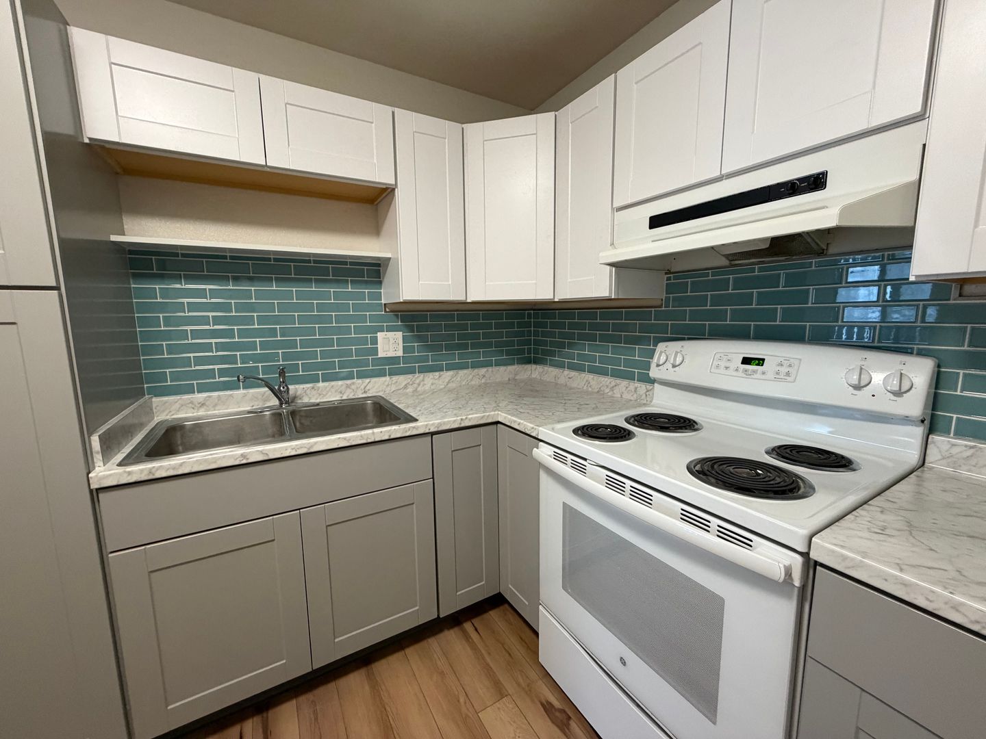 Anchorage Apartment: 907 W 27th Ave