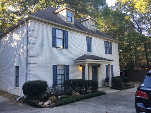 Roommate Needed!! Walk to the Square! Available NOW...