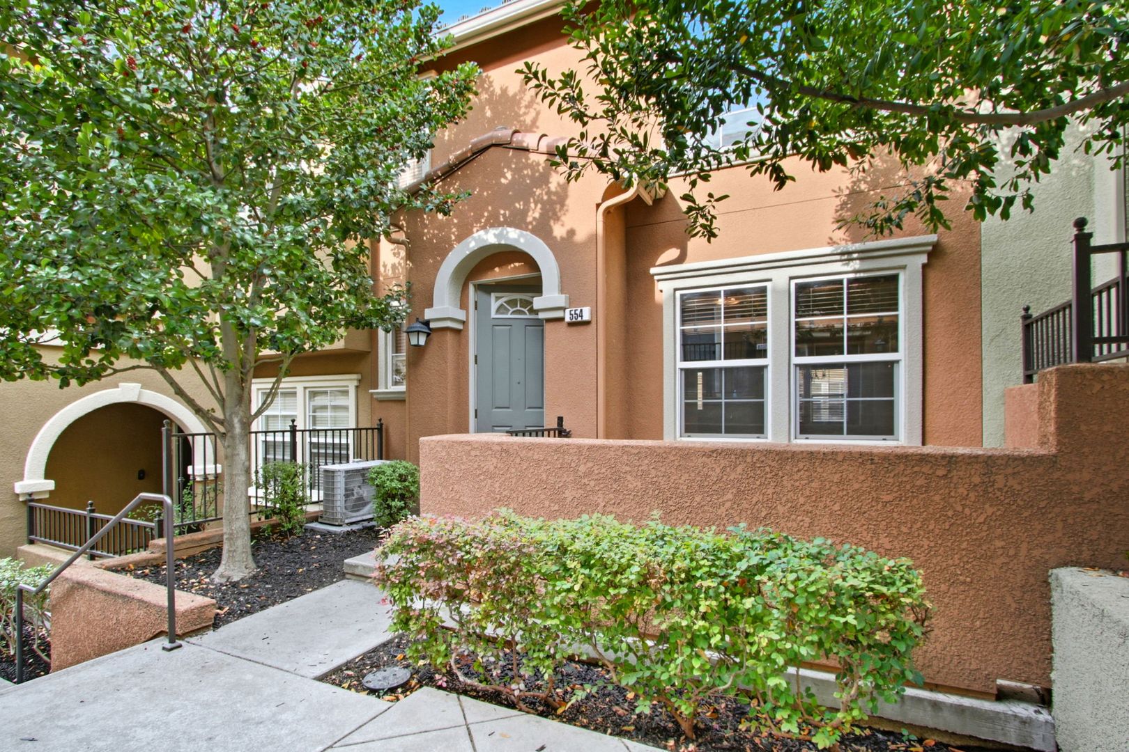 San Jose Townhome: 554 Altino Boulevard