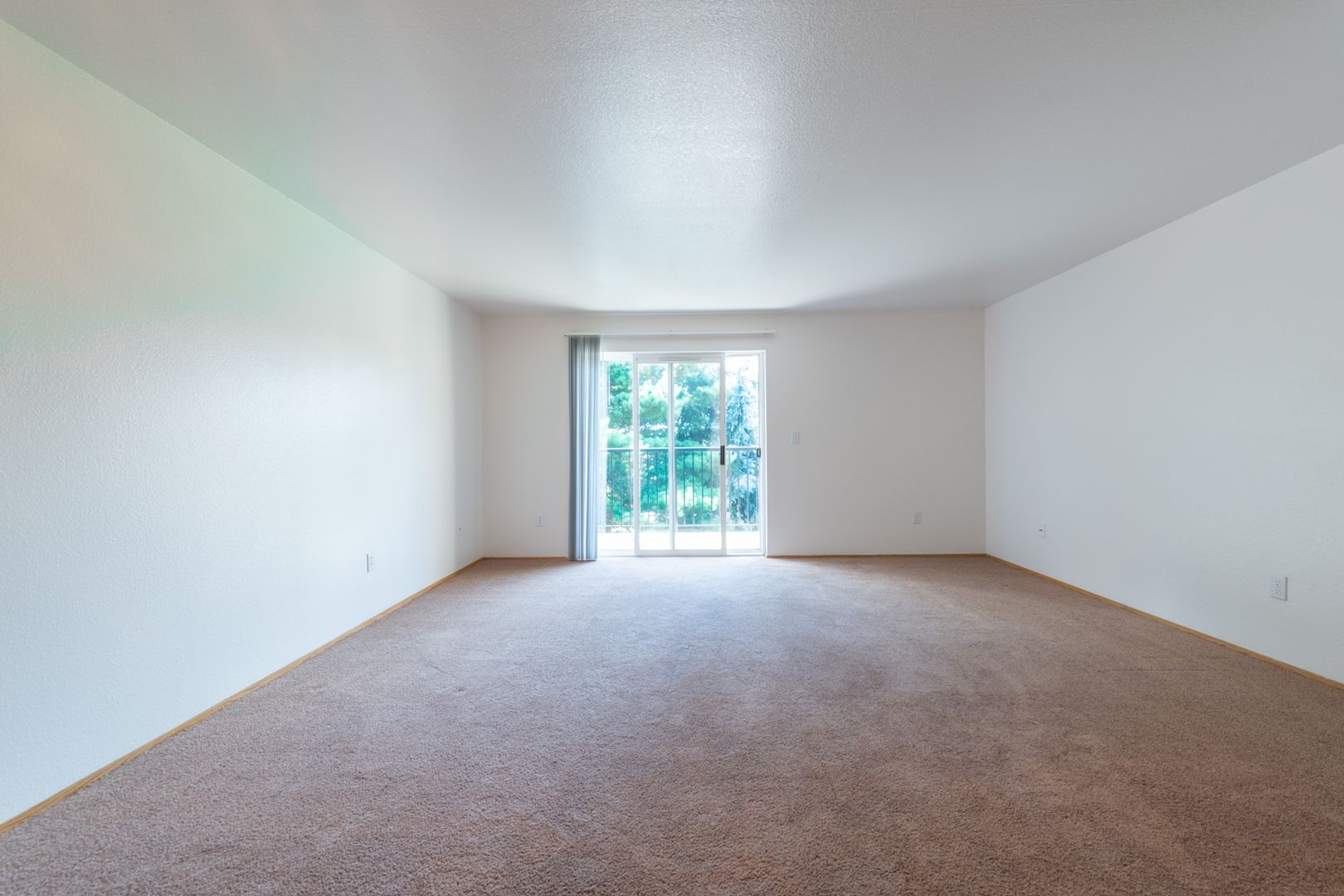 Happy Valley Apartment: 11299 SE Stevens Rd