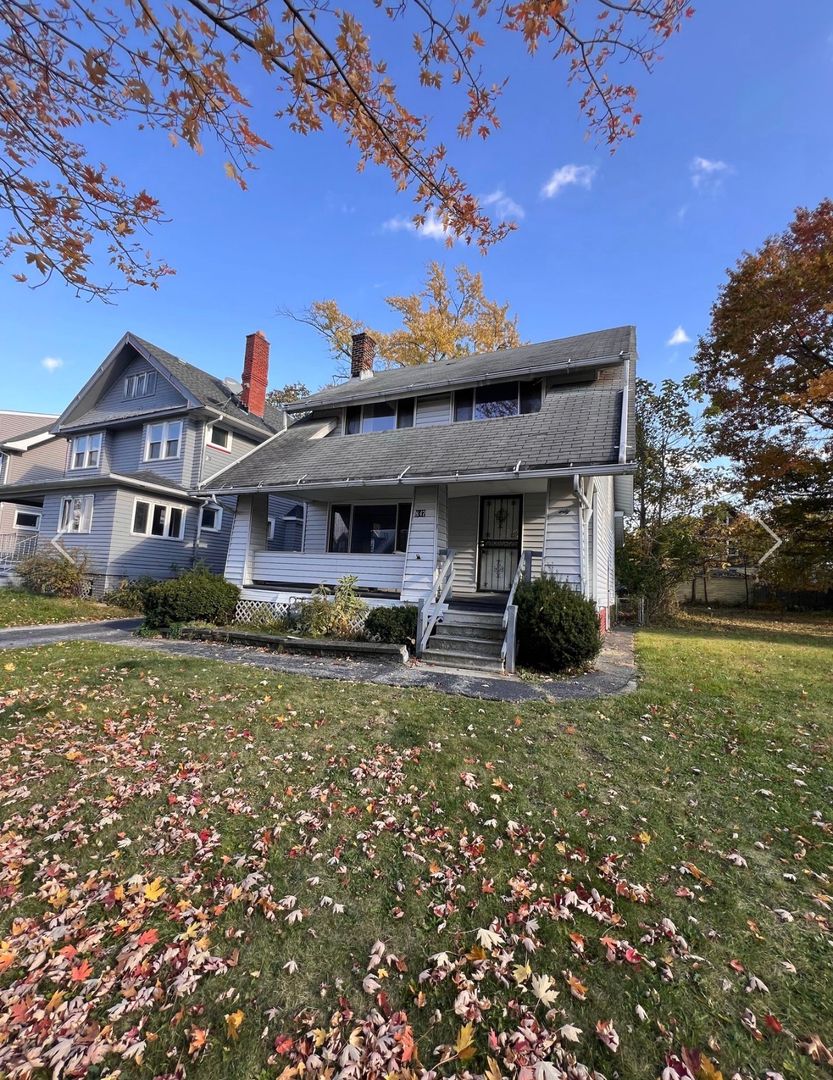 Cleveland Heights House: 847 Nela View Rd.