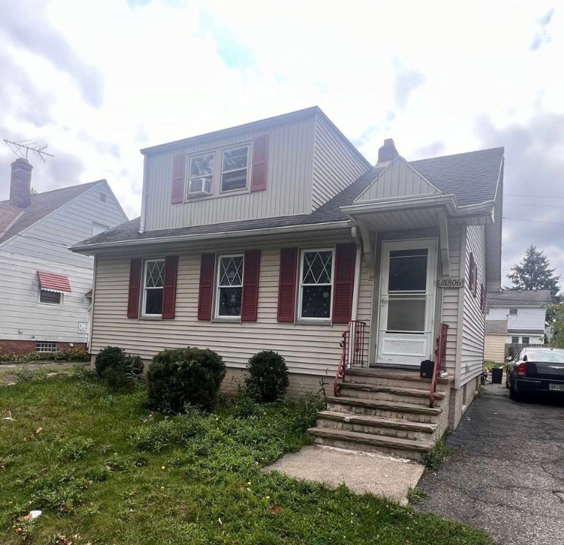 Cleveland House: 18806 Pawnee Ave.