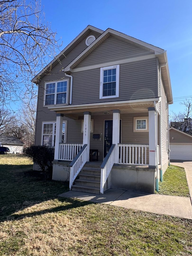 East Cleveland House: 1055 E 125th St