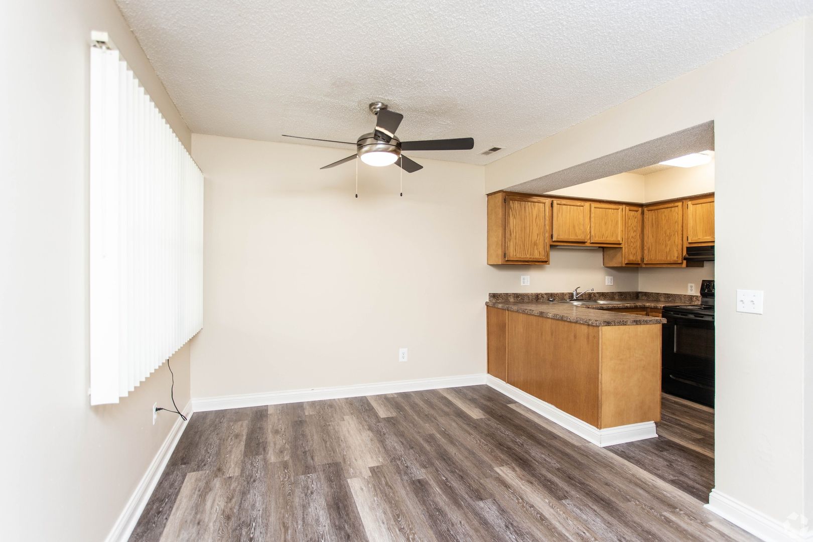 Gahanna Apartment: 4334 Appian Way West