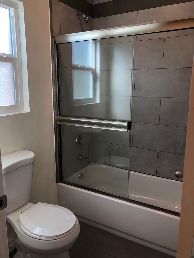 Los Angeles Apartment: 3414 Keystone Avenue