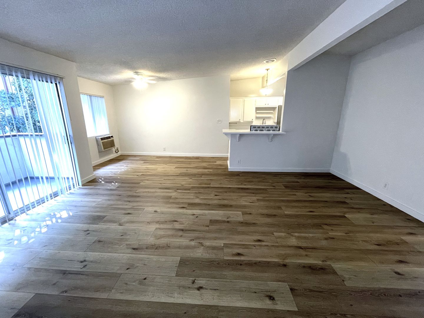 Los Angeles Apartment: 3615 Keystone Avenue