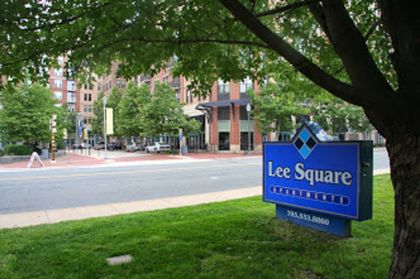 Falls Church Apartment: 126 Chanel Terrace