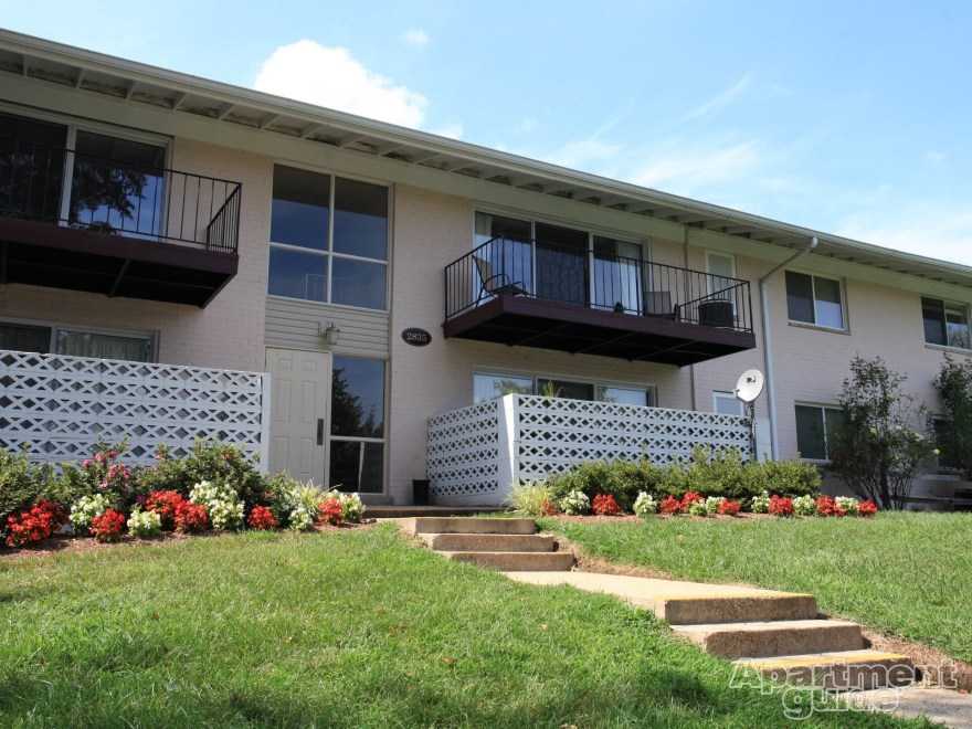 Chevy Chase Apartment: 8584 Freyman Drive