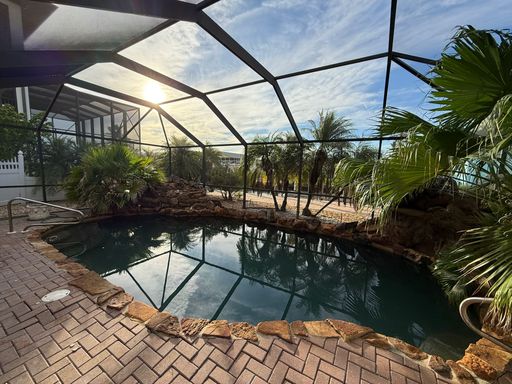 1 Bedroom First Floor Ft Myers Beach $145 per night