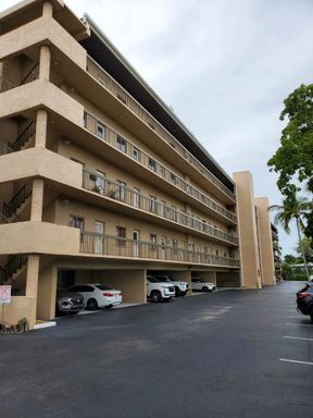 OFFICE SPACE NAPLES FLORIDA – photo 1