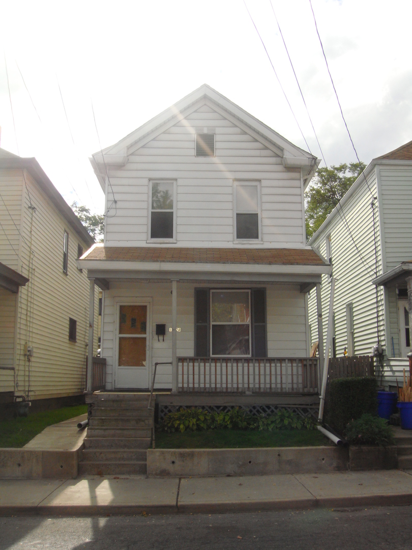 3 Bedroom, 2 Story House