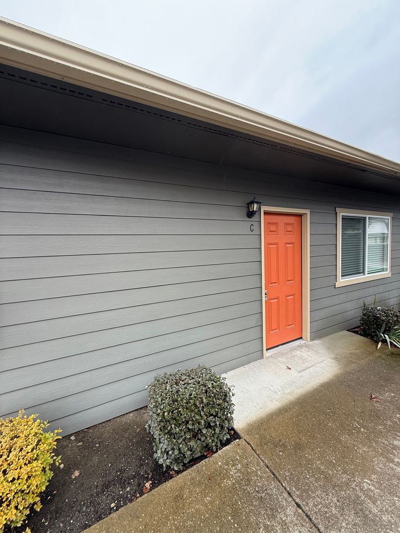 Mount Vernon Apartment: 401 W Blackburn Road