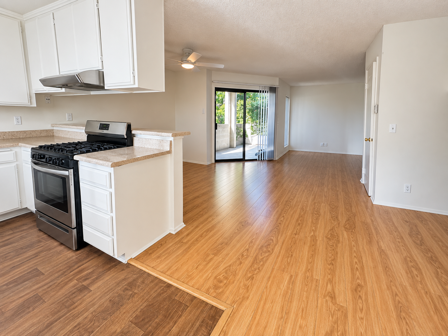 Glendale Apartment: 1128 Linden Ave