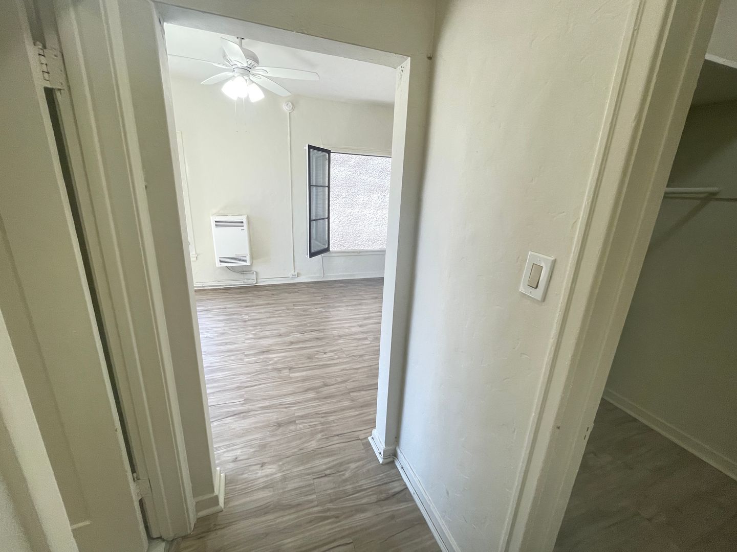 Glendale Apartment: 410 S Glendale Ave