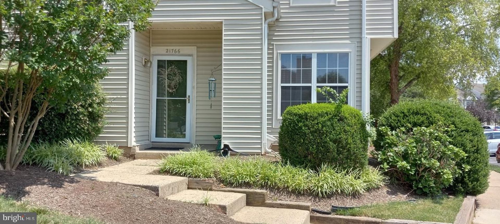 Sterling House: 21766 Marigold Cir