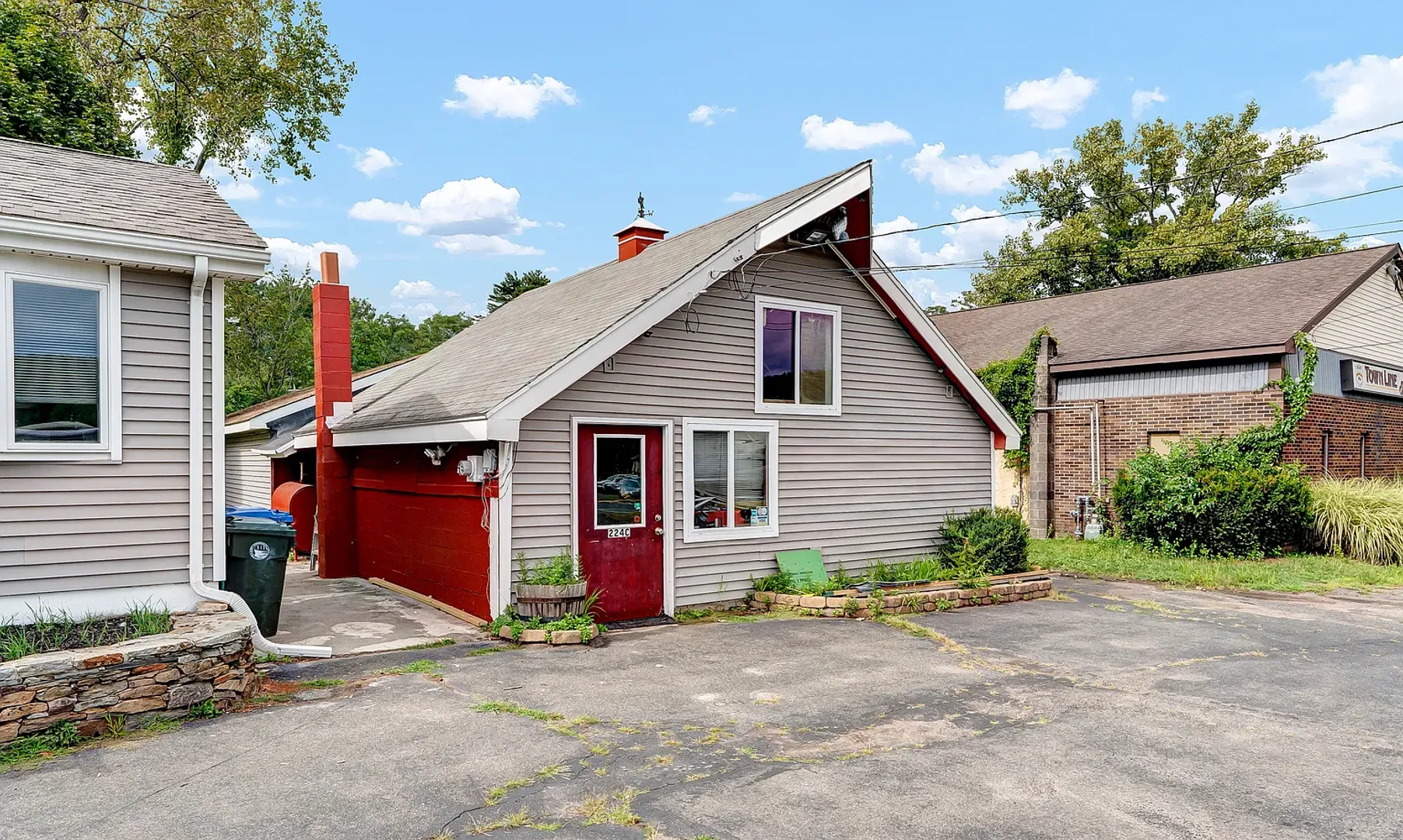 Tolland Apartment: 224 Hartford Turnpike