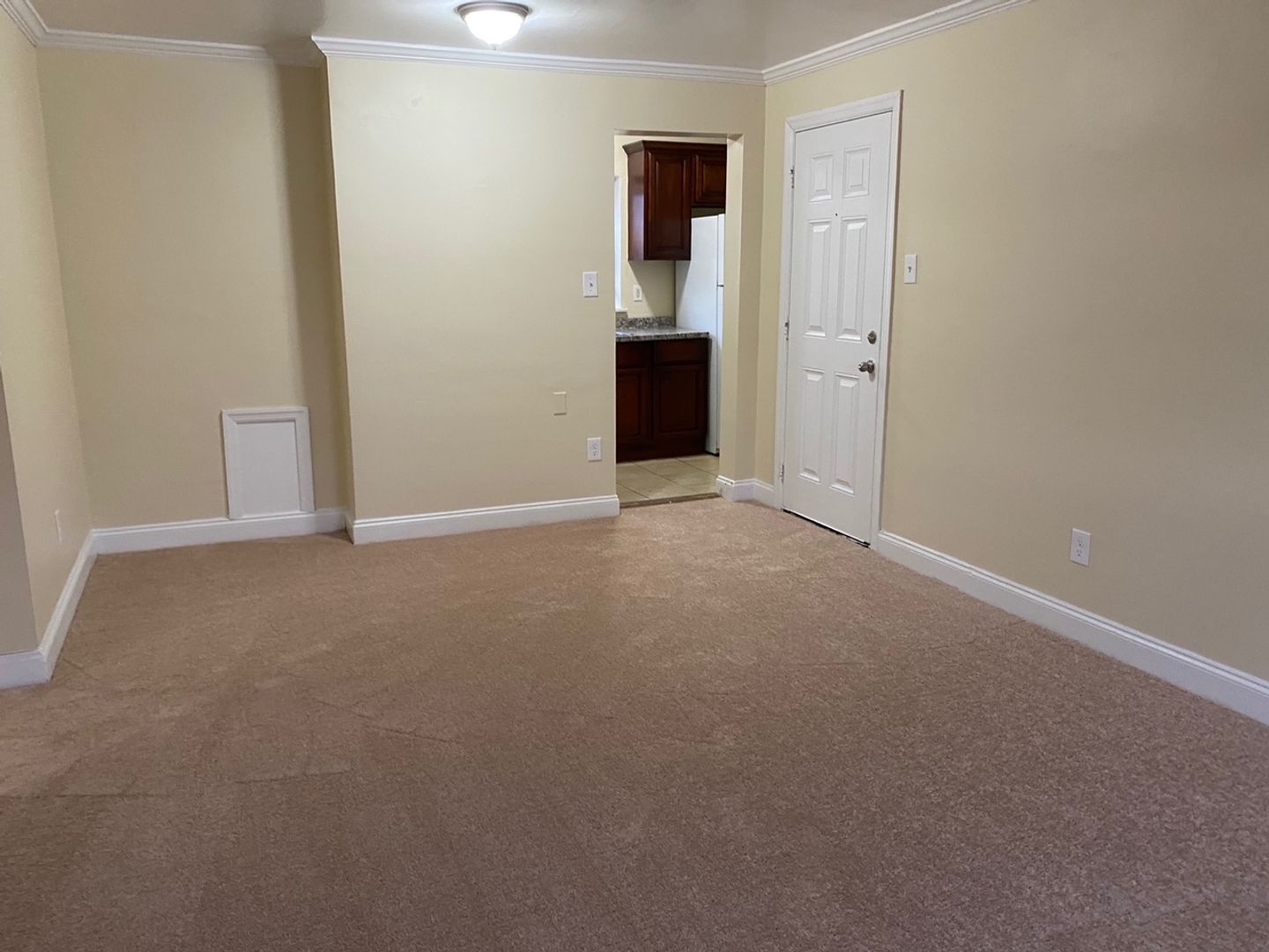 Harrisburg Apartment: 2600 Green St