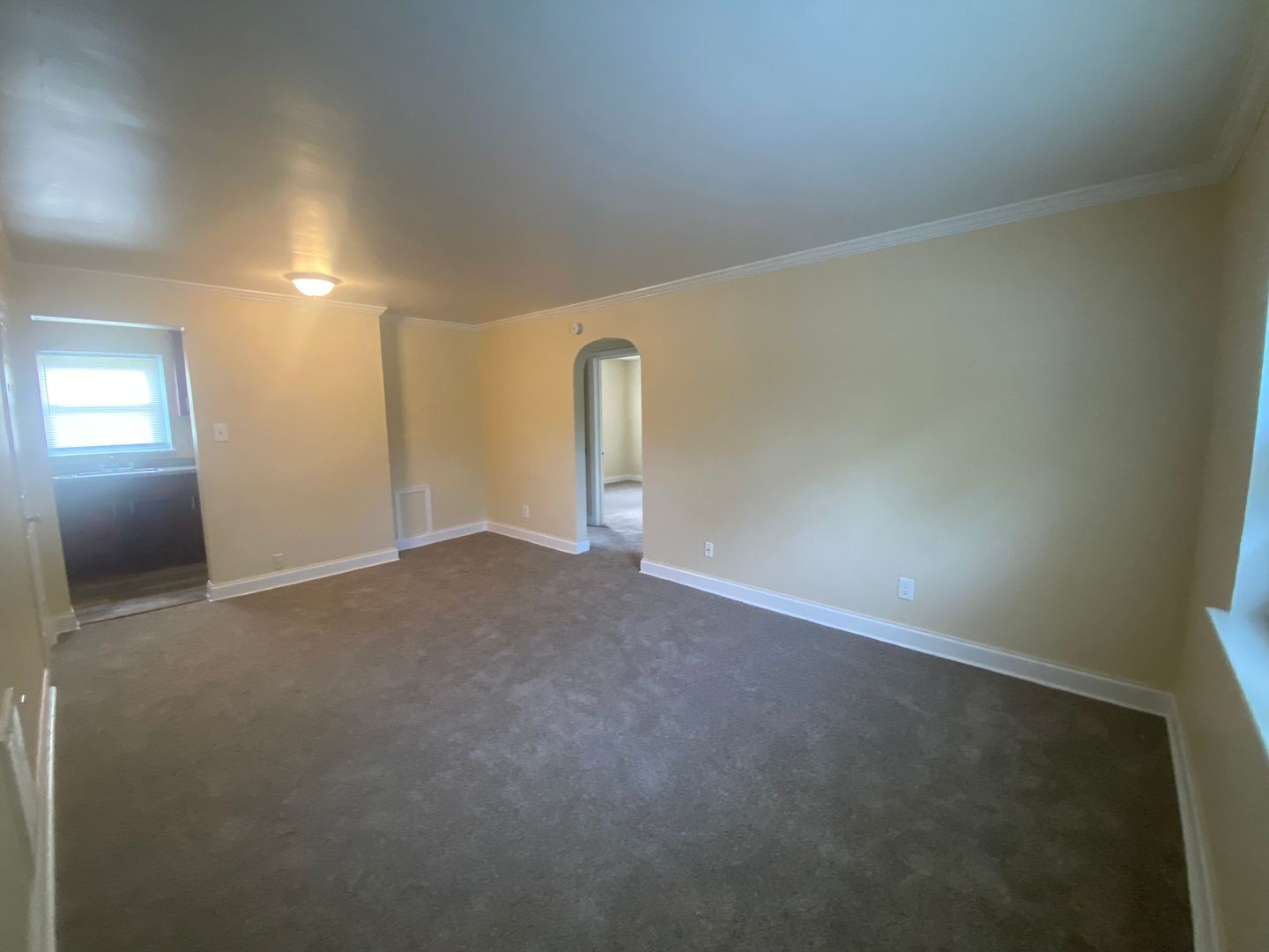 Harrisburg Apartment: 2600 Green St