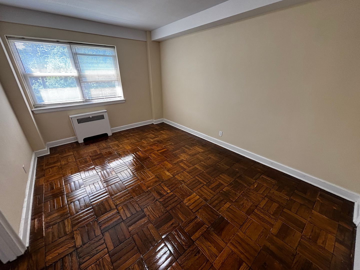 Harrisburg Apartment: 2400 Market Street
