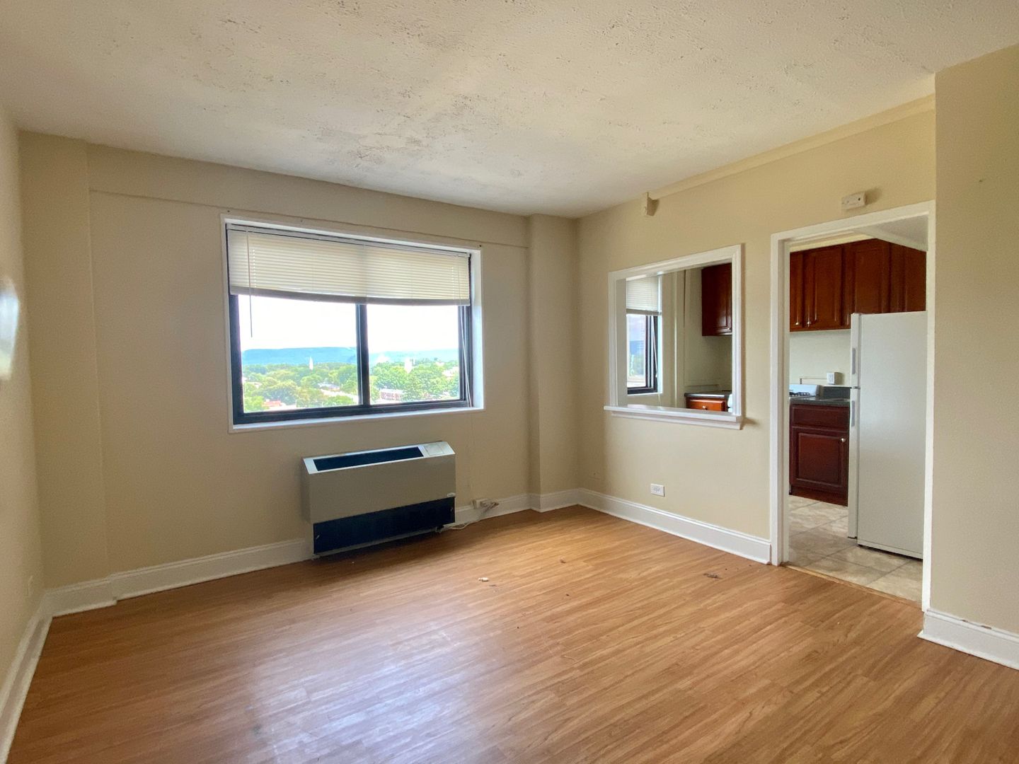 Harrisburg Apartment: 2311 N. Front Street