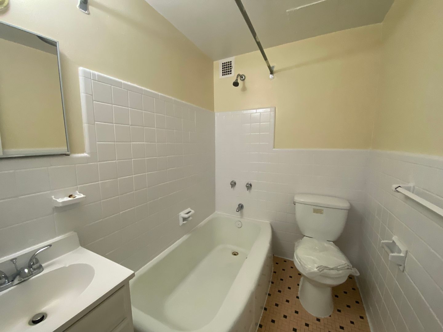 Harrisburg Apartment: 2311 N. Front Street