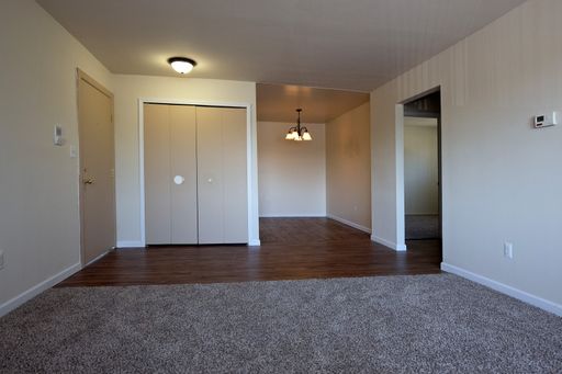 2 Bed 1 Bath Rental at Venoy - 6440-303, Garden City, MI – photo 1
