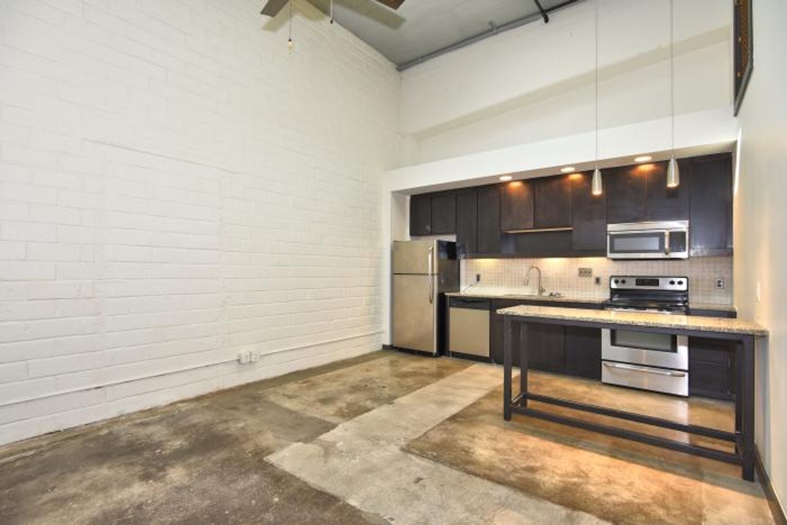 Tulsa Apartment: 401 S Elgin Avenue
