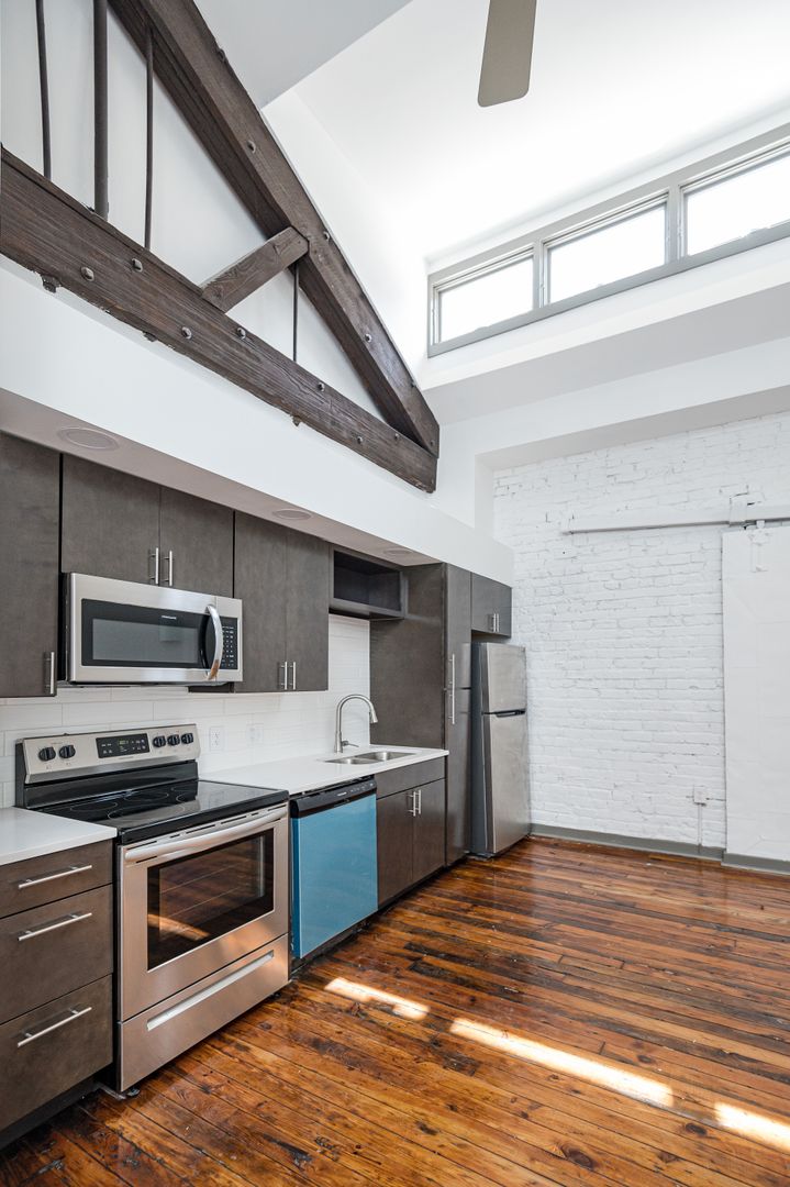 Richmond Apartment: 1809 E Franklin Street - 6209