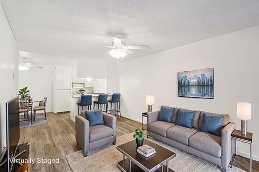 One Bedroom One Bath Apartment – photo 1