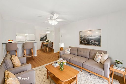 One Bedroom One Bath Apartment – photo 1