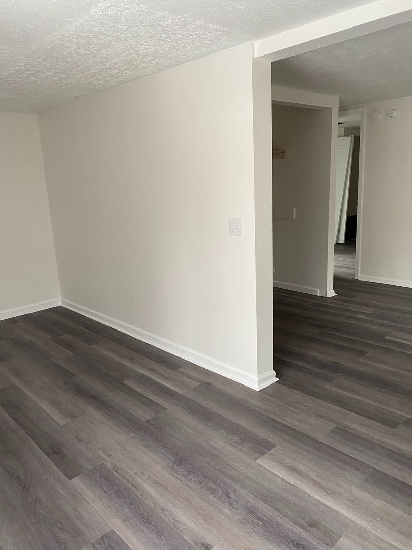 Canadaigua Apartment: 348 Gibson St